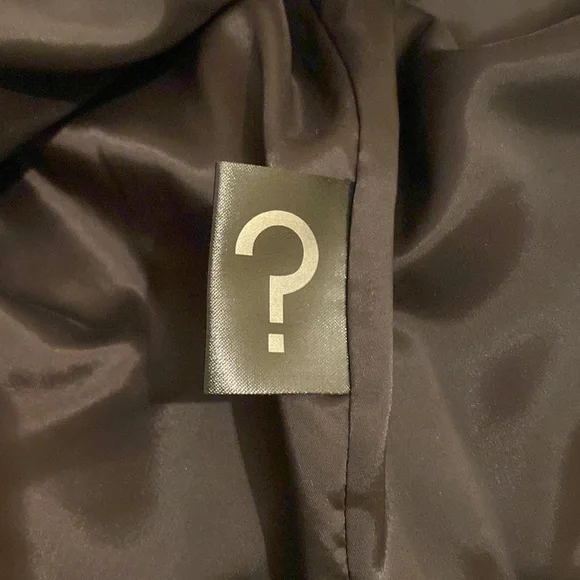 VEDA Black Leather Button-Up Mini Skirt. Size S-M - Picture 3 of 8